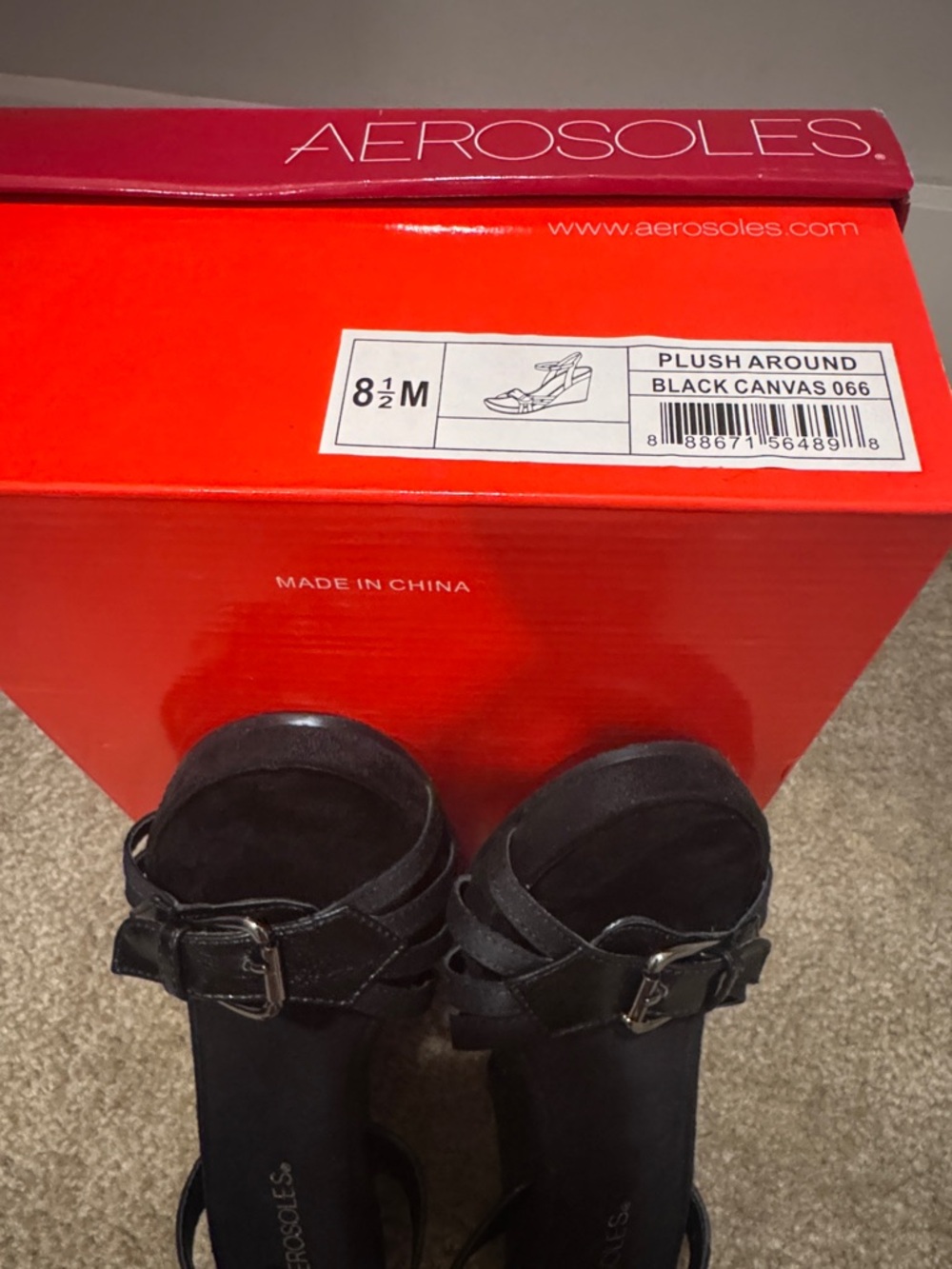 AEROSOLES Black Strappy Buckle Block Heel Sandals - Picture 2 of 5
